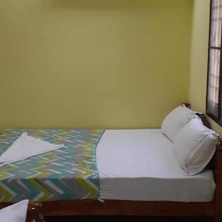 Varadhar Guest House Kanchipuram Extérieur photo